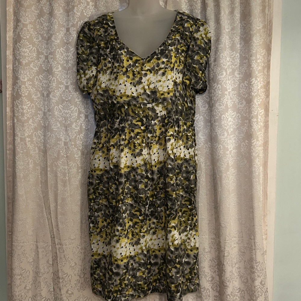 SHEIN Olive & Cream Floral Print Midi Dress with Puff Sleeves